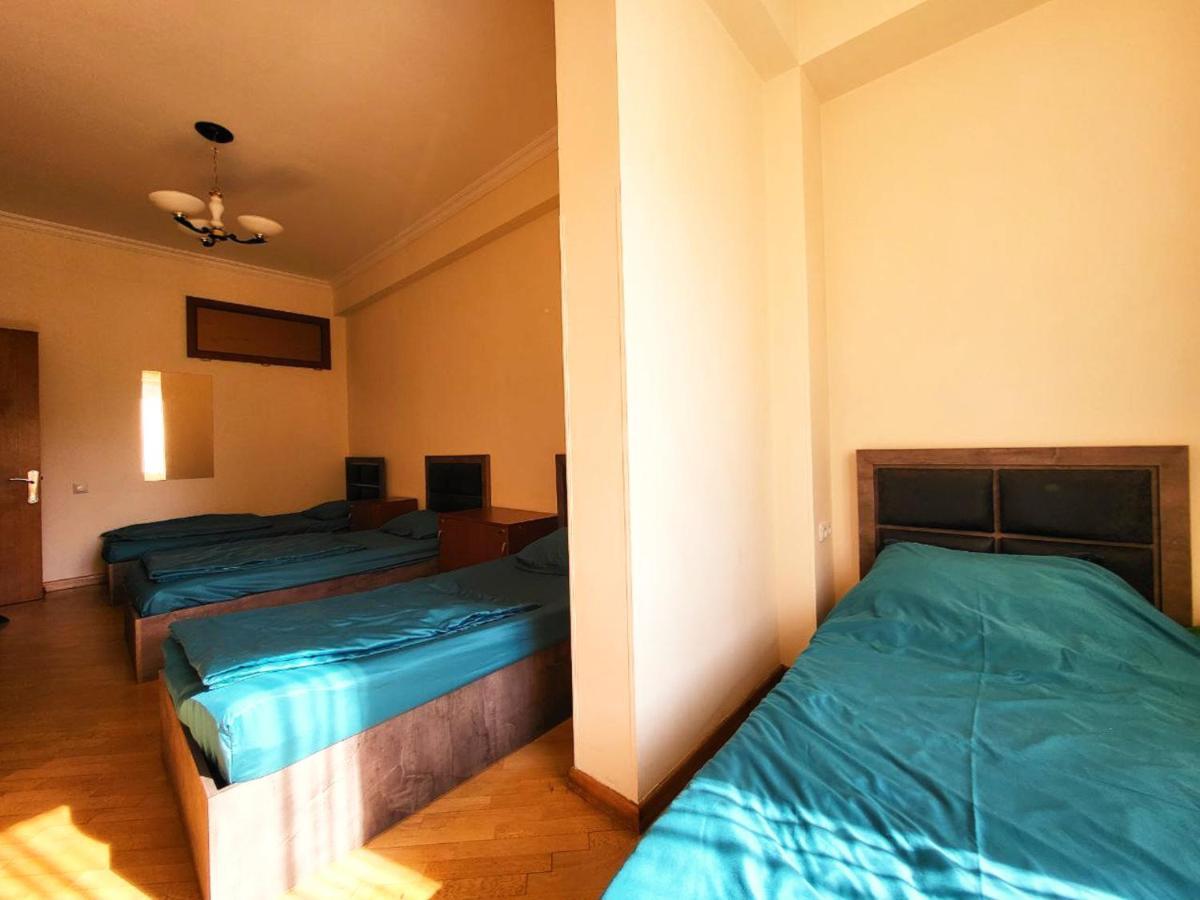 Arevahostel&Apartment Jerevan Eksteriør billede